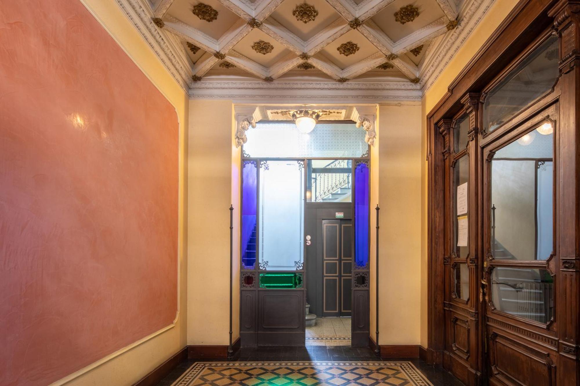 Porta Venezia- Design Apartment, 2-bedrooms, Netflix, Wifi Apartment