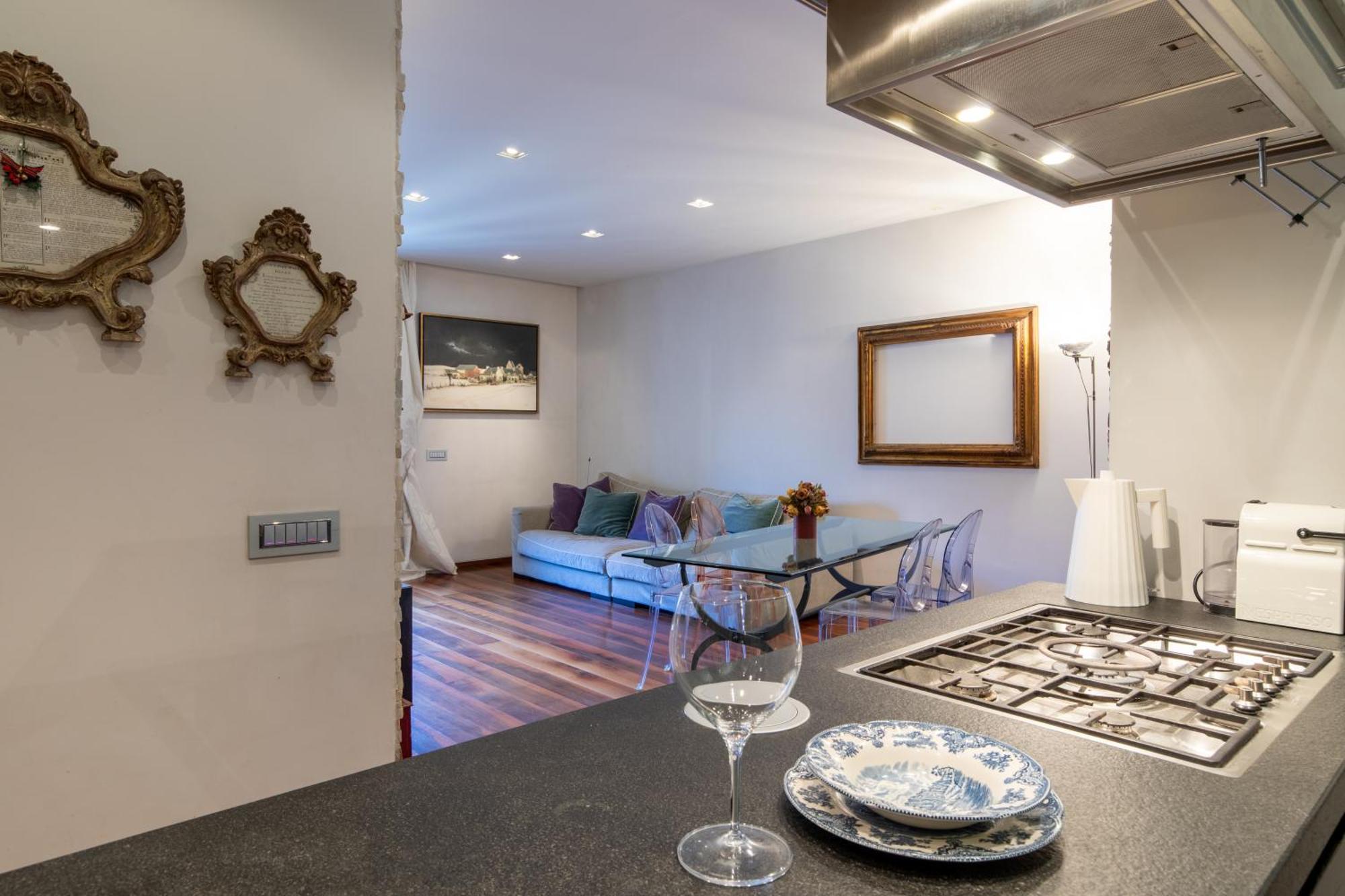 Apartment Porta Venezia- Design Apartment, 2-bedrooms, Netflix, Wifi *