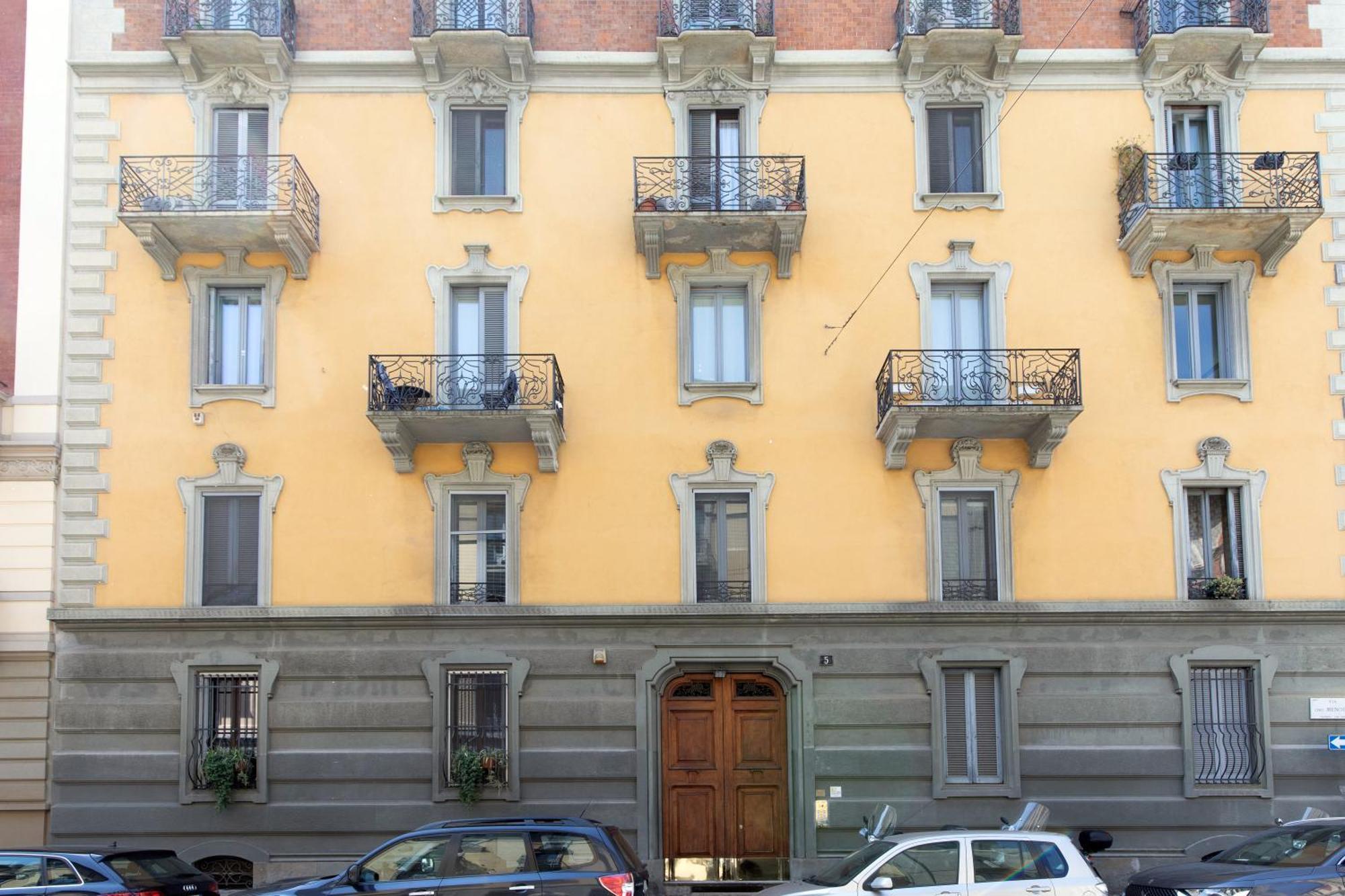 Apartment Porta Venezia- Design Apartment, 2-bedrooms, Netflix, Wifi